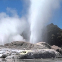 rotorua pohutu geyser