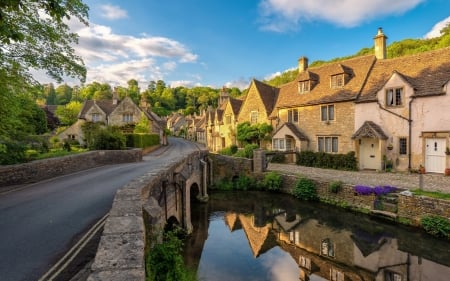 Village in England - village, England, houses, bridge