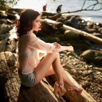 Alexia Fast