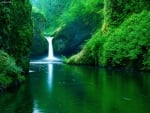 Punch Bowl Falls in Oregon