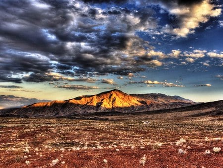 Prelude - deserts, mountains, clouds