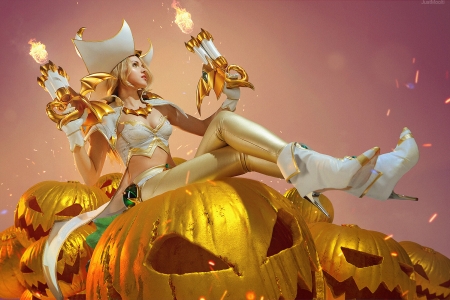 Miss Fortune - yellow, miss fortune, candle, girl, lol, pumpkin, fantasy, white, vas mor, halloween, golden, vasmor, luminos