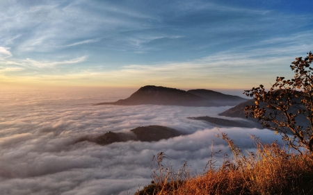 Sunset at the top of Skandagiri hill, Karnataka, South India