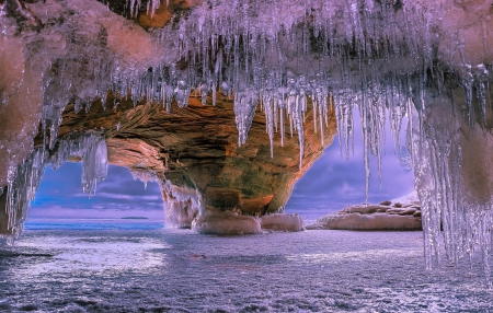 Chandelier in the middle of the sea - sea, stalactites, winter, rock formation