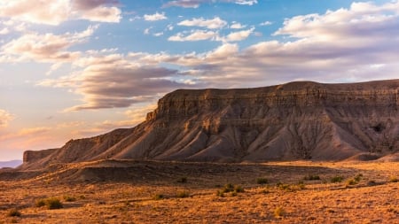 The grandiosity of eastern Utah - usa, clouds, canyons, mountains, sky