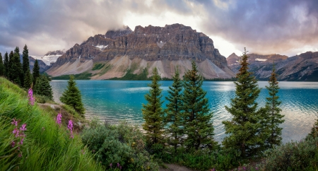 Bow lake, Canada