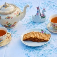 Tea and Crackers