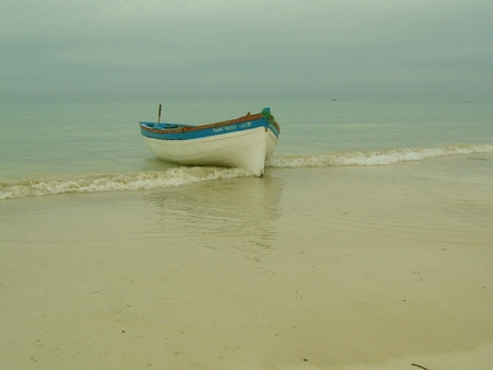 Tunesia Djerba - tunesia beach boat