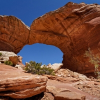 Broken Arch, Arches National Park, Utah