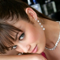 Olga Kurylenko 007 Quantum of Solace