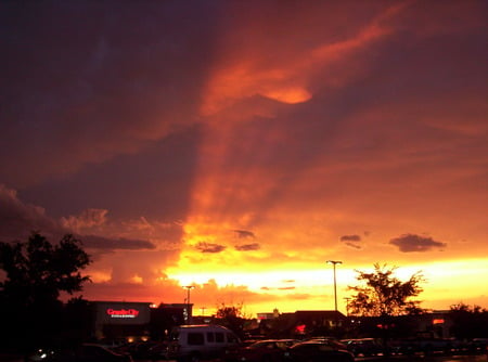 Sunset at Zona-Rosa - sunsets, sunbeams, twilight, twilight sunbeams