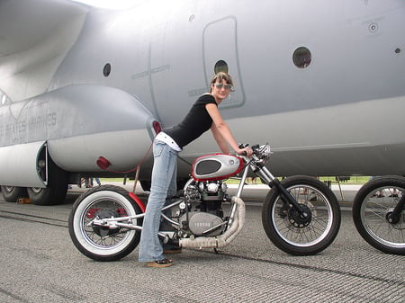 Untilited - hot, girl, bike, outdoors