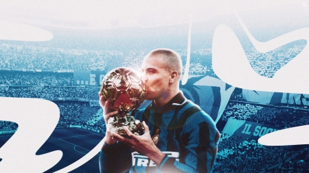 Ronaldo Nazário - golden ball, internazionale, inter milan, ronaldo, ronaldo nazario, inter, r9, brazilian, soccer, legend, football