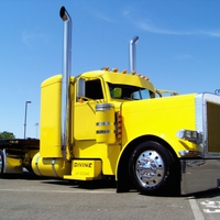 Lowered Yellow Peterbilt..............