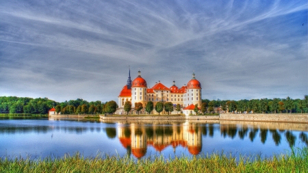 Castle Reflection - sky, Nature, Reflection, Castle