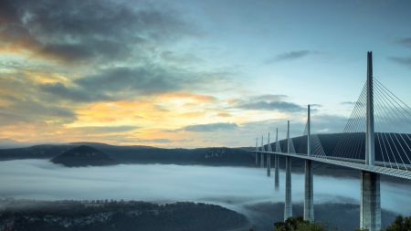 Viaduc-de-Millau - Millau, Viaduc, de, Bridge