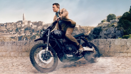 No Time to Die (2021) - motorcycle, 007, poster, afis, man, daniel craig, no time to die, movie, james bond