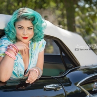 green haired pinup