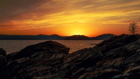 Sunrise at Broken Bow Lake, Oklahoma - usa, clouds, hills, colors, sky