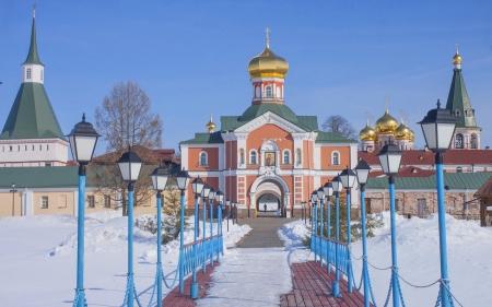 Monastery in Valday, Russia - monastery, lanterns, snow, Russia, domes