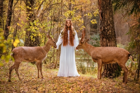 Lady of the forest - aleksandra savenkova, model, deer, autumn, girl, toamna, forest, woman