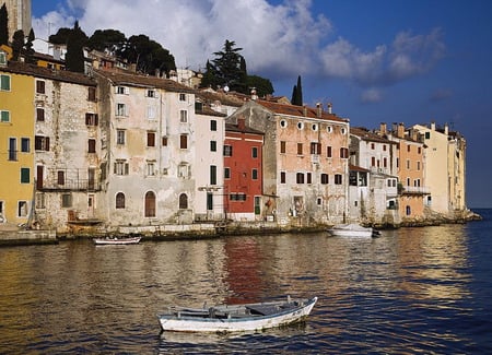 Rovigno, Croatia - rovigno, cities, croatia, streets, flowers