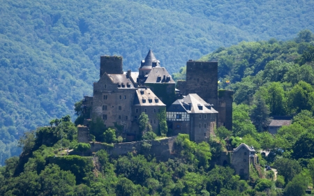 Schoenburg Castle in Germany - forests, valley, Germany, castle