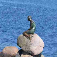 mermaid statue