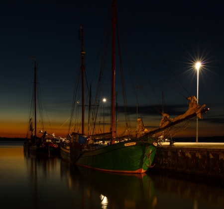 Tall Ship Petrine - boat, tall ship, night photography, petrine