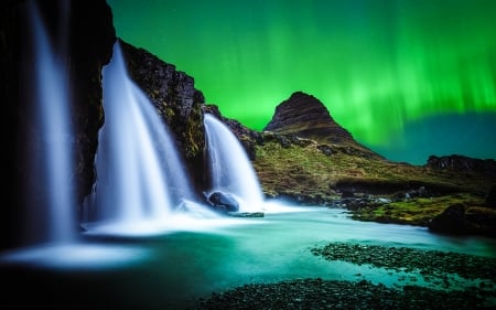 Kirkjufellsfoss Falls Iceland - kirkjufellsfoss, northern lights, iceland, falls