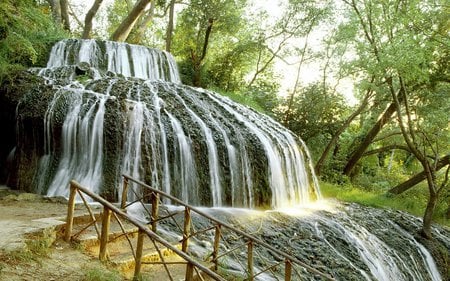 ROLLING WATERFALLS,SPAIN - spain, famous, worldwide, province, de piedra, monasterio, zaragoza, waterfalls, wallpaper, rolling waterfall monasterio de piedra zaragoza province, waterfall, tourist, nature, rolling, spots, new