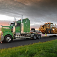 Kenworth With An Over Size Load
