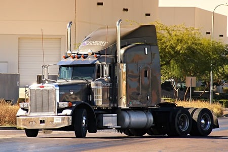 A Short Nose Peterbilt 379........... - 18wheelers, big rigs, trucks