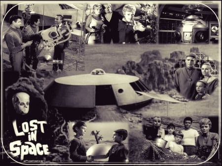 Classic Lost in Space - Ribot, Maureen Robinson, Will Robinson, Jupiter 2, Classic Lost in Space, Lost in Space, John Robinson, Robot