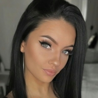 Brunette Models