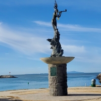 Soter Point Mermaid (North) Ventura California