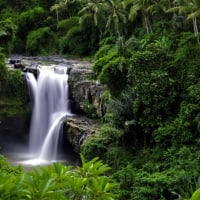 Tegenungan Waterfall