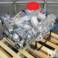 Pontiac V-8 Crate Engine