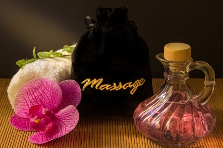 Spa still life - masszazs, bambusz, csendelet, orchidea, wellness, hengerelt, torolkozo