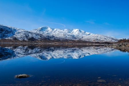 Loch Cluanie - Scotland - loch cluanie, scotland, scottish highlands, scottish lochs