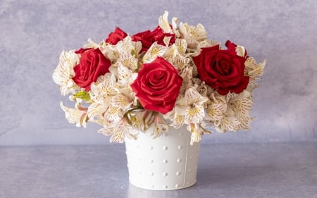 Bouquet of flowers - pot, white, red, rose, flower, bouquet