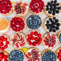 Mini fruit tarts