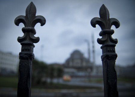 Spears of Istanbul - fleur de lis, spear, dark, photography, fog, istanbul, gothic