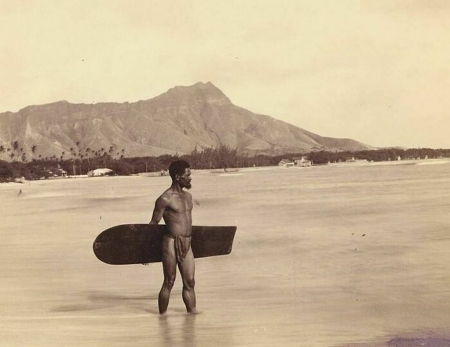 The first photo of a surfer in Hawaii 1898