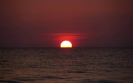 Sunset on Horizon - nature, sunset, horizon, landscape, ocean, seascape