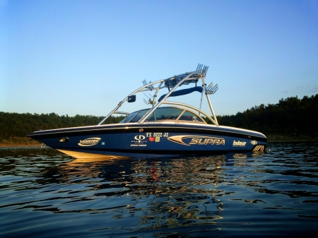 Supra 22SSV - power, ride, speed, thrill