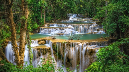 Huay Mae Khamin Waterfall