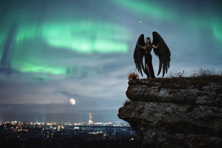 Angel - moon, girl, city, angel, night, silhouette, fantasy, aurora, green, lights, wings, model, aurora borealis, sky, luna