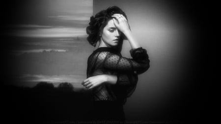 Emma Watson Melancholy - actrice, melancholy, emma watson, celebrities, people, wallpaper