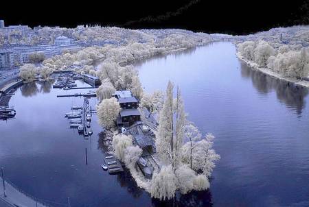 Water with a winter touch - nature, boats, snow, photography, water